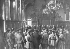 A Mayence et a Wiesbaden; le 15 decembre 1918, dans la salle d'honneur de l'Hotel de Ville..., 1918 Creator: Unknown
