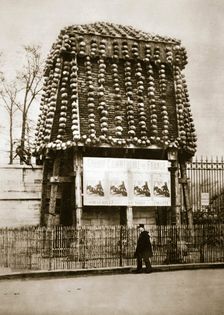 A monument in Paris, France, during World War I, c1914-c1918. Creator: Unknown