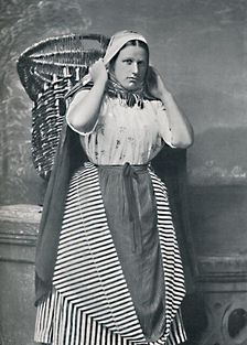 A Newhaven fishwife, Scotland, 1912. Artist: Alexander Inglis