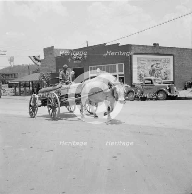 A note on transportation, Eden, Alabama, 1936. Creator: Dorothea Lange.