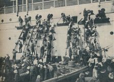 A Novel Method of Coaling at the port of Yokohama 1936