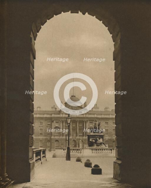 'A Passing View of Somerset House From The Strand', c1935. Creator: Donald McLeish.