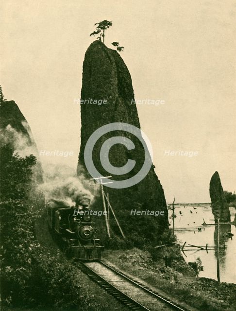 'A Picturesque Railway',  Creator: Underwood & Underwood.