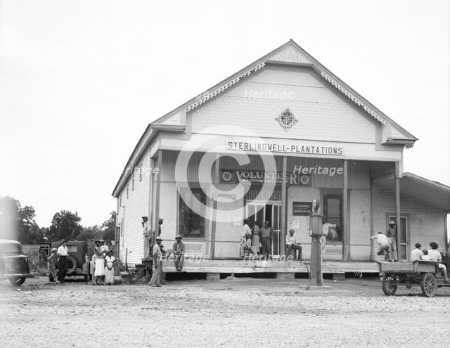 A plantation store near Clarksville, Mississippi, 1936. Creator: Dorothea Lange.