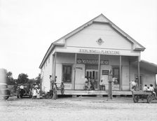 A plantation store near Clarksville, Mississippi, 1936. Creator: Dorothea Lange