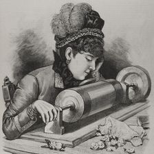 A "prima donna" singing by using Edison's phonograph receiver, 1878. Creator: Unknown