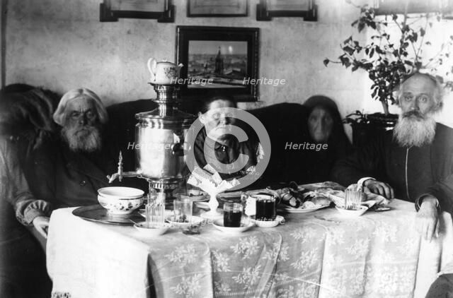 A respectable family having tea, 1905. Creator: Unknown.
