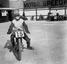 A rider at Lea Bridge speedway circuit, Leyton, London, 1928. Artist: Bill Brunell