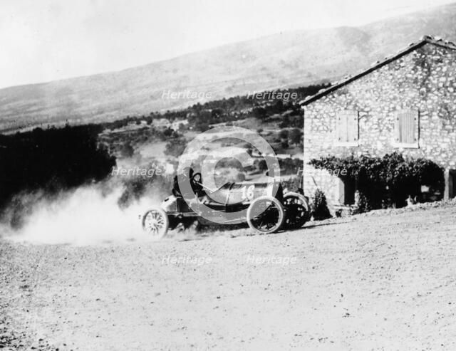 A Rolland-Pilain during the Mont Ventoux Hill Climb, Provence, France, 1909. Artist: Unknown