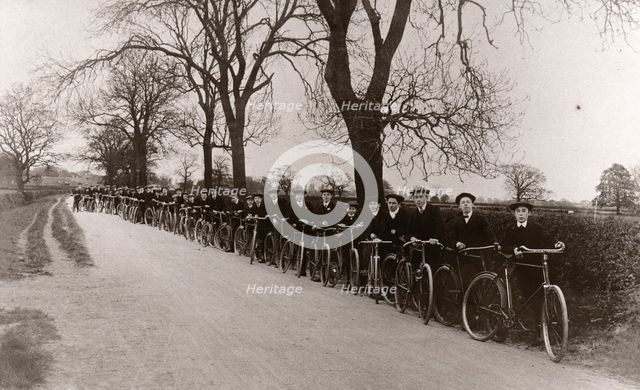 A Rowntree’s cycling club outing, 1910. Artist: Unknown