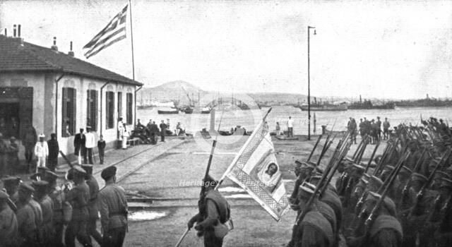 'A Salonique; Arrivee du contingent russe a Salonique le 30 juillet 1916', 1916. Creator: Unknown.
