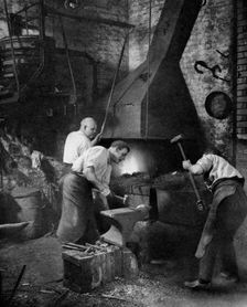 A smithy, St John's Gate, Clerkenwell, London, 1926-1927