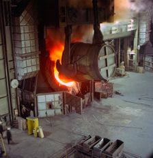 A steel pour at Newton Chambers, Chapeltown, Sheffield, South Yorkshire, 1971. Creator: Michael Walters