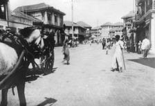 A street in Mumbai (Bombay), India, c1918