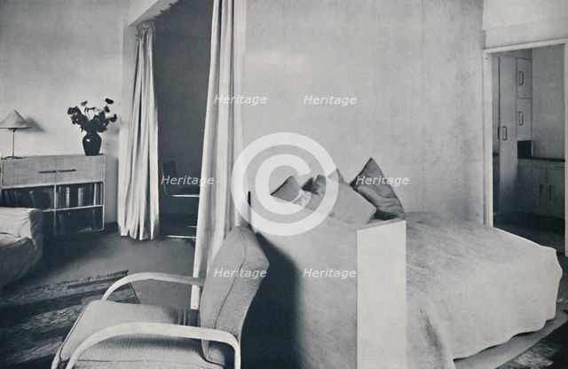 'A studio living-room in one of the Isokon Lawn Road Flats, Hampstead, London', 1936. Artist: Unknown.