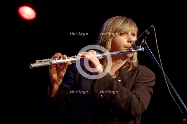 Amy Roberts, The Under Ground, Eastbourne, Dec 2015. Artist: Brian O'Connor.