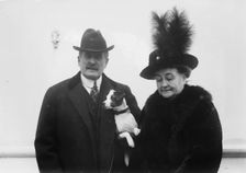 Amb. Myron T. Herrick & wife, between 1912 and 1914. Creator: Bain News Service