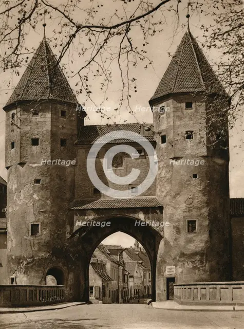 'Amberg. Nabburger Tor', 1931. Artist: Kurt Hielscher.