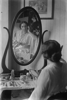 Amelita Galli-Curci, 1917. Creator: Bain News Service