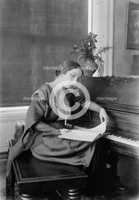 Amelita Galli-Curci, between c1915 and c1920. Creator: Bain News Service.
