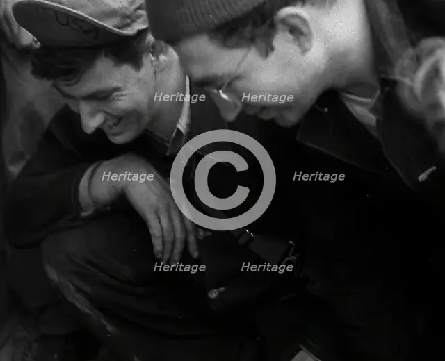 American Airmen Gambling Over a Game, 1943-1944. Creator: British Pathe Ltd.