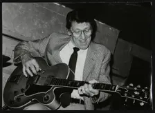American guitarist Tal Farlow performing at the Bell Inn, Codicote, Hertfordshire, 1986. Creator: Denis Williams