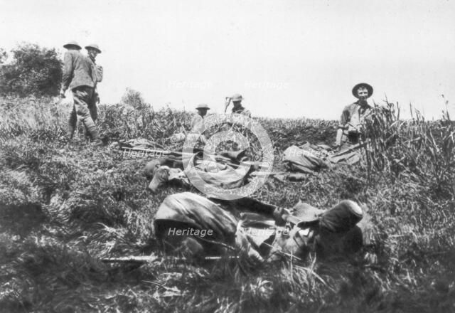American marines digging trenches, Lucy-le-Bocage, France, 1 June, 1918. Artist: Unknown