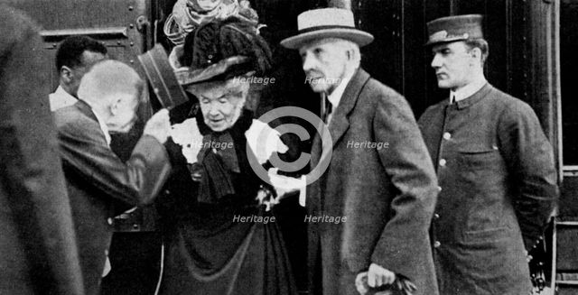American tycoon John D Rockefeller and his wife arriving at Cleveland, Ohio, 1912 (1951). Artist: Unknown