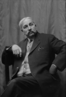 Ames, Pelham, Mr., portrait photograph, 1913. Creator: Arnold Genthe