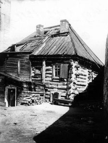 An ancient house in Krasnoyarsk, 1900. Creator: Unknown