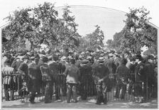 An al fresco lecture, Hyde Park, London, c1900 (1901)