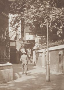 An embankment corner. From the album: Photograph album - London, 1920s. Creator: Harry Moult