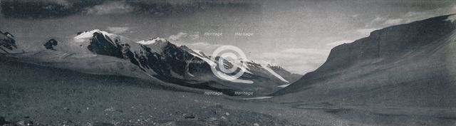 'An Ice-Free Outlet Valley', c1911, (1913). Artist: Frank Debenham.