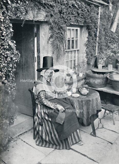 An old Welsh woman, 1912. Artist: Unknown.