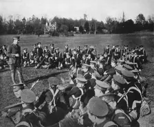 An open-air lecture in the Parks, Oxford 1915