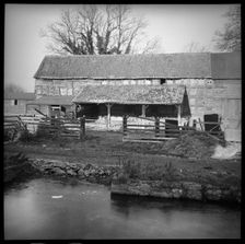 An unidentified timber framed barn with attached cart shed, Herefordshire, 1944. Creator: Marjory L Wight
