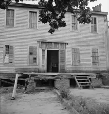 Antebellum plantation house, Greene County, Georgia, 1937. Creator: Dorothea Lange