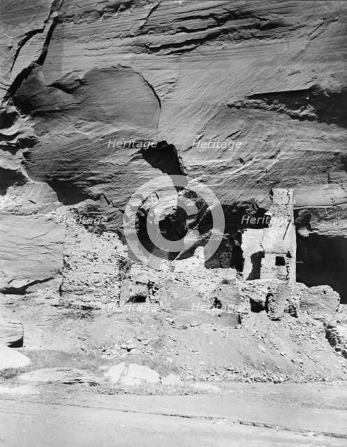 Antelope ruins showing prehistoric decorations, 1907, c1907. Creator: Edward Sheriff Curtis.