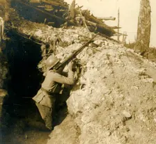 Anti-aircraft firing using machine gun, c1914-c1918