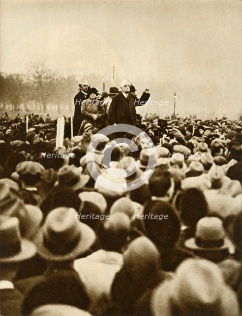 Anti-government demonstration, Hyde Park, London, 6 February 1933, (1935).i Creator: Unknown.