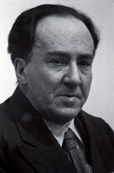 Antonio Machado Ruiz (1875-1939), Spanish poet born in Seville