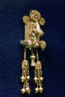 Ancient Greek temple pendant, c630-620 BC