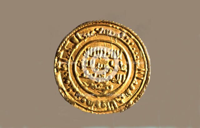 Andalusian gold dinar, also called 'Mancuso', used in Catalan counties during feudal times.