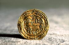 Andalusian gold dinar, also called Mancuso used in Catalan counties during feudal times