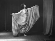 Andrews, Florence, Miss, 1918 July. Creator: Arnold Genthe