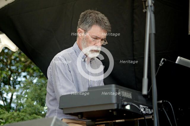 Andy Cleyndert, Alan Barnes Trio, Battle Jazz Weekend, Battle, East Sussex, 24 July 2022. Creator: Brian O'Connor.