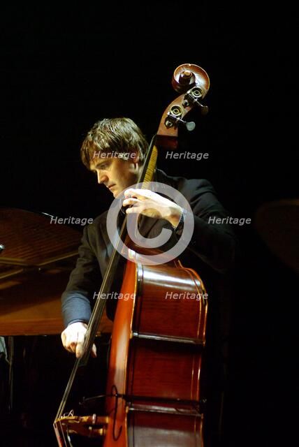 Andy Cleyndert, Braithwaite Hall, Croydon, London.  Artist: Brian O'Connor