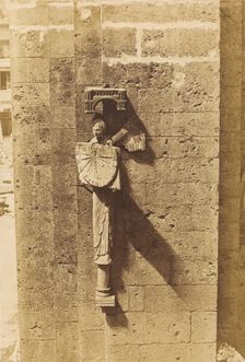 Ange Portant un Cadran Solaire, à l'Eglise de Chartres, 1852. Creator: Henri Le Secq