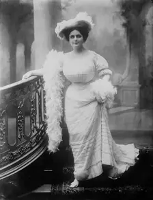 Anita Owen, 1910. Creator: Bain News Service