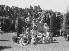Anita Zahn dancers, between 1911 and 1942. Creator: Arnold Genthe
